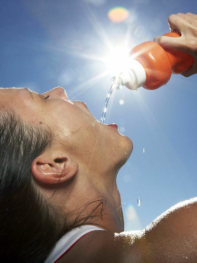 Summer Drinks: వేసవిలో ఈ డ్రింక్స్ తాగండి.. డీహైడ్రేషన్‌కు చెక్ పెట్టండి