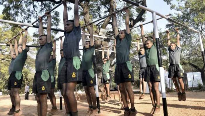 BSF Jobs: బీఎస్ఎఫ్ ఉద్యోగాల్లో మాజీ అగ్నివీరులకు 10 శాతం రిజర్వేషన్.. కేంద్రం నిర్ణయం