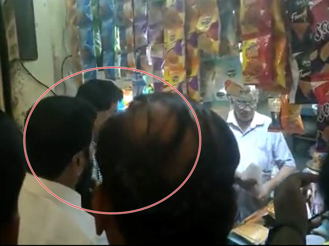 Eknath Shinde : ఆయనో రాష్ట్రానికి సీఎం.. అయితేనేం మనుమడు చెప్తే వినాల్సిందే