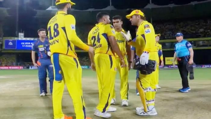 IPL 2023: చెత్త బౌలింగ్.. అంటూ బౌలర్లకు ధోని వార్నింగ్