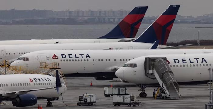 Flight to Alaska: ఛీఛీ.. విమానంలో పాడు పని!