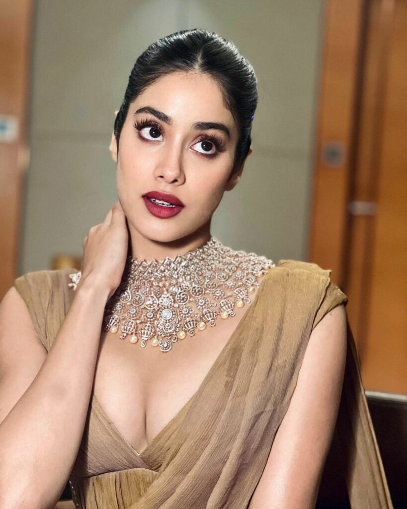 Janhvi Kapoor (4)