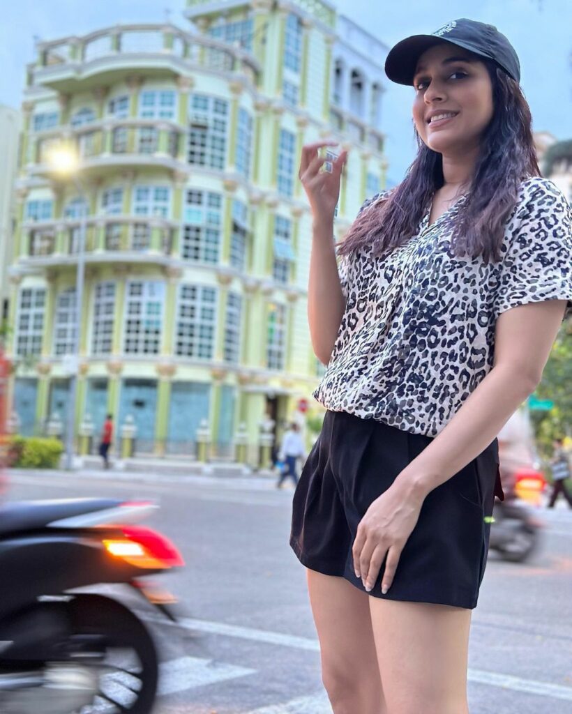 Rashmi Gautam (5)