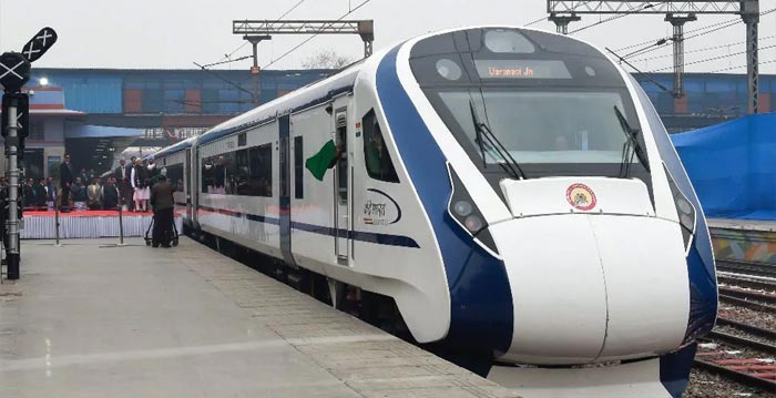 Kerala Vande Bharat: కేరళ వందే భారత్ ఎక్స్‌ప్రెస్.. రైలు టైమ్ షెడ్యూల్ ఇదే