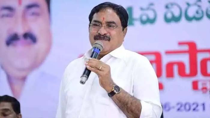 Yerrabelli dayaker Rao: ఉపాధి హామీ పథకంపై ఎందుకింత కక్ష.. రెండు లక్షల పోస్ట్ కార్డులతో నిరసన