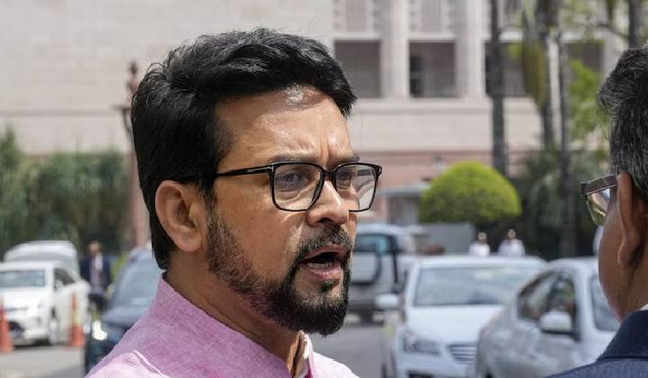 Anurag Thakur: మమతా బెనర్జీ హిందూ వ్యతిరేకి.. మతకలహాలు, బీజేపీ నేత హత్యపై కేంద్రమంత్రి..