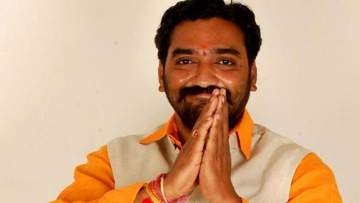 BJYM Bhanu Prakash : అవినీతికి కేరాఫ్ గా కేసీఆర్ మారారు