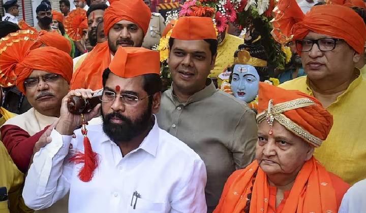 Eknath Shinde: నేడు మహా సీఎం అయోధ్య పర్యటన.. ఎంపీలు, ఎమ్మెల్యేలతో కలిసి రాముడి దర్శనం..