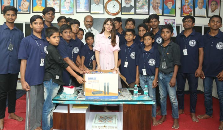 Lavanya Tripati: ఈ ‘అందాల రాక్షసి’ మనసు బంగారం..