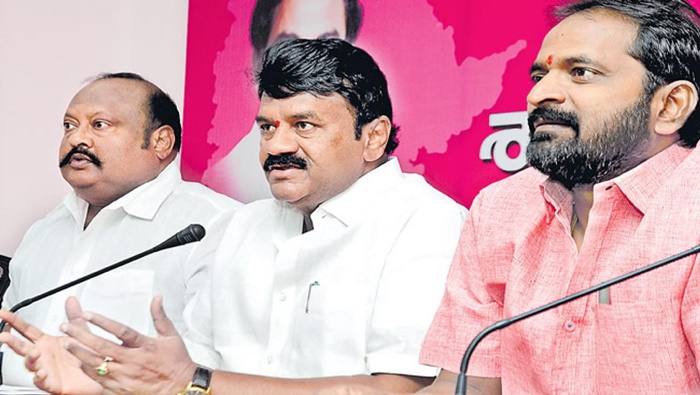 BRS Ministers: అభివృద్ధిపై చర్చకు ప్రధాని సిద్ధమా?.. ప్రధాని వ్యాఖ్యలపై తీవ్రంగా స్పందించిన మంత్రులు