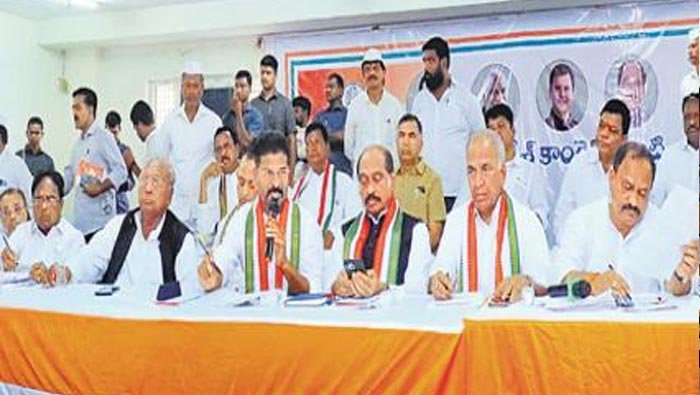 Postcard Movement : రాహుల్ గాంధీపై అనర్హతపై పోస్టుకార్డు ఉద్యమం