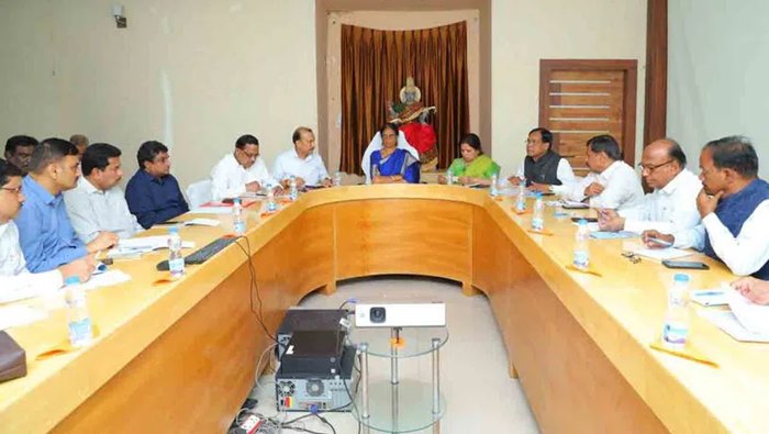 Sabitha Indra Reddy: ఉమ్మడి ప్రవేశ పరీక్షల నిర్వహణపై మంత్రి సబితా ఇంద్రారెడ్డి సమీక్ష