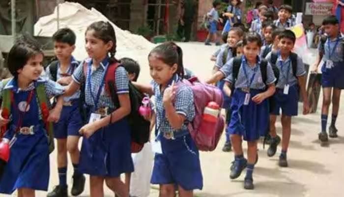 AP Half Day Schools:ఏపీలో ఒంటిపూట బడులు… విద్యార్ధులకు మజ్జిగ పంపిణీ