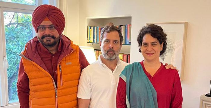 Navjot Sidhu: రాహుల్ గాంధీని కలిసిన నవజ్యోత్ సిద్ధూ.. కాంగ్రెస్ నేత నేతృత్వంలో విప్లవం