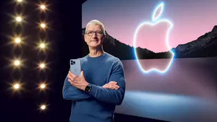 Apple CEO Tim Cook : రోజు కస్టమర్స్ రివ్యూ చదువుతా.. టీమ్ కుక్