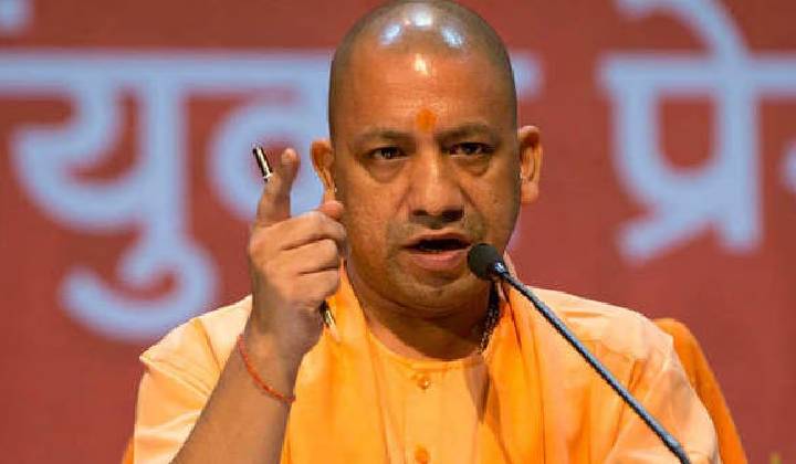 Yogi Adityanath: గ్యాంగ్‌స్టర్లు ప్యాంటు తడుపుకుంటున్నారు.. యూపీలో నేరాలకు ఛాన్స్ లేదు..