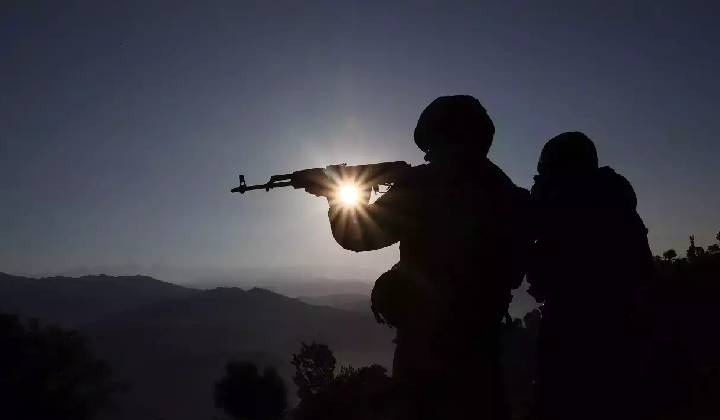 Jammu Kashmir: బుద్ధిమార్చుకోని పాకిస్తాన్.. ఎల్ఓసీ వెంబడి ఉగ్రవాదుల మోహరింపు.. జీ-20 లక్ష్యమా..?