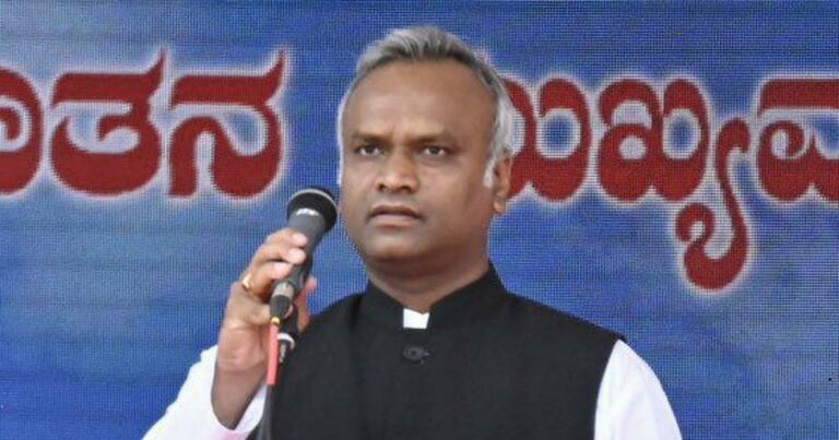 Priyank Kharge : రాజకీయ దుమారం రేపుతున్న ప్రియాంక ఖర్గే వ్యాఖ్యలు