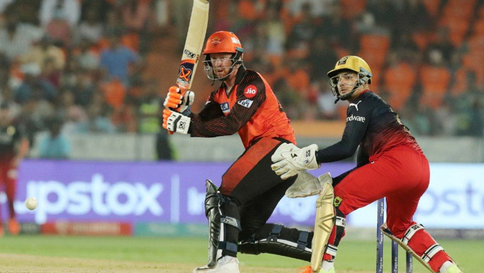 IPL 2023: హైదరాబాద్ కు ఆదిలోనే గట్టి ఎదురుదెబ్బ.. 10 ఓవర్లకు స్కోర్ ఎంతంటే..?