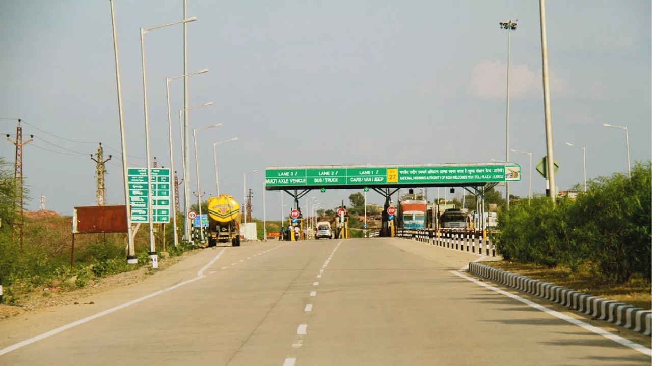Today Business Headlines 03-05-23: ఫాస్టాగ్ ద్వారా ఒక్క రోజే రూ.193 కోట్లకు పైగా వసూలు. మరిన్ని వార్తలు