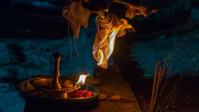 Black magic: జగిత్యాల జిల్లాలో క్షుద్రపూజలు కలకలం.. స్కూల్ కారిడార్‌లో వింత పూజలు