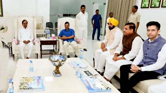 Chief ministers: మీడియా ముందుకు ముగ్గురు సీఎంలు.. దేశ అంశాలపై మాట్లాడే అవకాశం