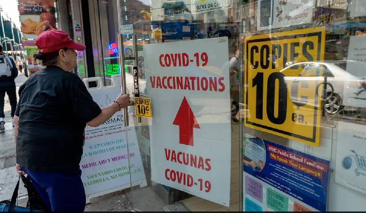 COVID-19: ఇప్పటికీ ప్రతీ 4 నిమిషాలకు ఒకరి ప్రాణం తీస్తున్న కరోనా మహమ్మారి..