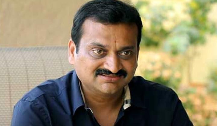 Bandla Ganesh: బ్రేకింగ్.. రాజకీయాల్లోకి బండ్లన్న రీ ఎంట్రీ.. ఏ పార్టీలో..?