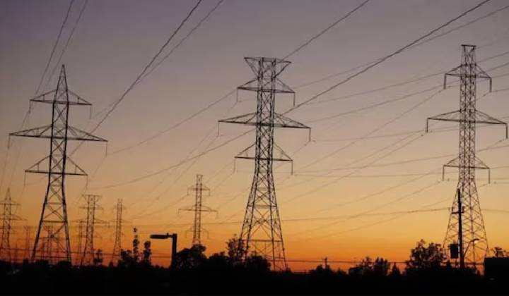 Karnataka: సందట్లో సడేమియా.. కర్ణాటకలో పెరిగిన విద్యుత్ ఛార్జీలు..