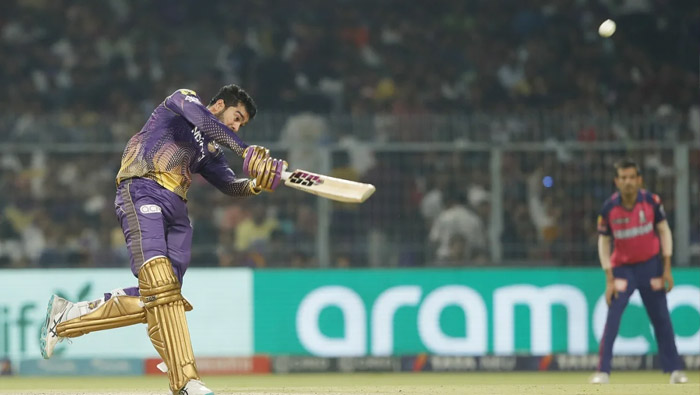 KKR vs RR : 10 ఓవర్లు ముగిసే సరికి కోల్‌కతా స్కోర్‌ ఇలా