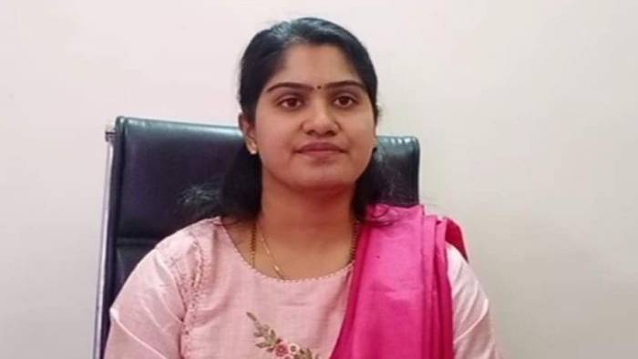 Sand mafia: బరితెగించిన సాండ్ మాఫియా.. ఏకంగా కలెక్టర్ హతమార్చే యత్నం