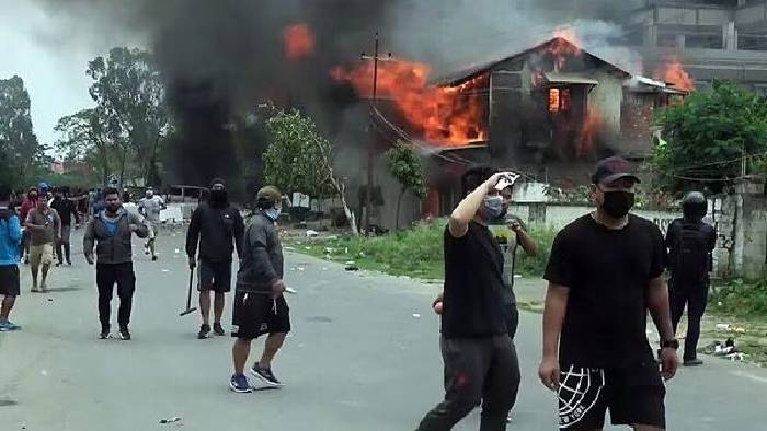 Manipur Violence: మయన్మార్ నుంచి మణిపూర్‌లోకి 300 మంది ఉగ్రవాదులు.. రిటైర్డ్ ఆర్మీ ఆఫీసర్ హెచ్చరిక..