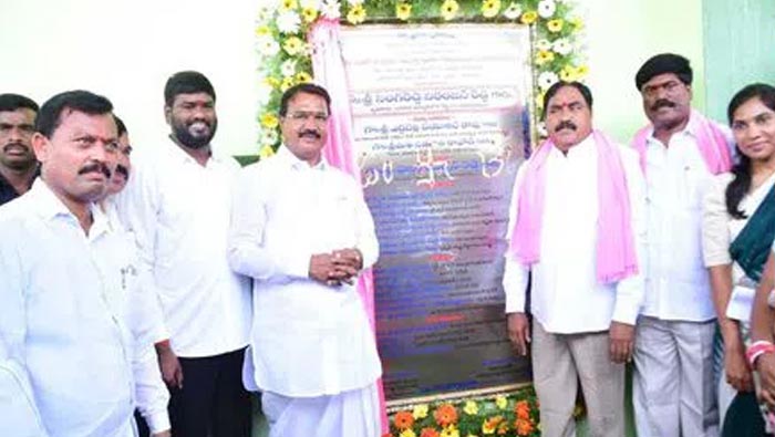 Niranjan Reddy : అన్నదాతలను ఆదుకుంటున్నాం..