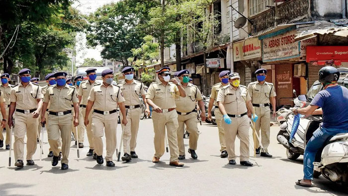 Mumbai : ఉగ్రవాద హిట్ లిస్ట్ లో ముంబై నగరం.. ఎప్పుడైనా పేల్చేస్తామంటూ బెదిరింపు కాల్..