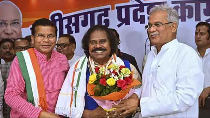 Nand Kumar Sai:  కమలాన్ని వీడి కాంగ్రెస్‌లో చేరిన గిరిజన నాయకుడు నంద్ కుమార్‌ సాయి