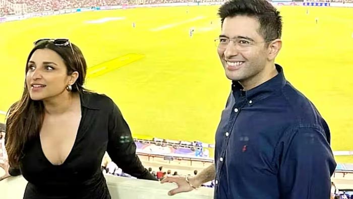 Raghav Chadha : స్టేడియంలో ఆప్ ఎంపీ.. లవర్ తో ఎంజాయ్