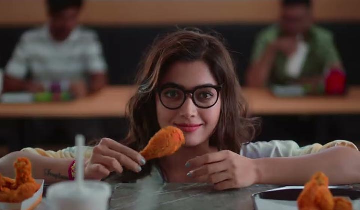 Rashmika: ఓ.. పాప.. ముందు వెనుక చూసుకోవాలిగా.. ఇప్పుడు అడ్డంగా దొరికావ్