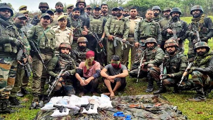Terrorists arrest: భారత సరిహద్దుల్లో ముగ్గురు ఉగ్రవాదులు అరెస్ట్