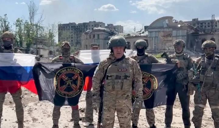 Ukraine War: ఉక్రెయిన్ యుద్ధంలో టర్నింగ్ పాయింట్.. కీలక నగరం రష్యా వశం..