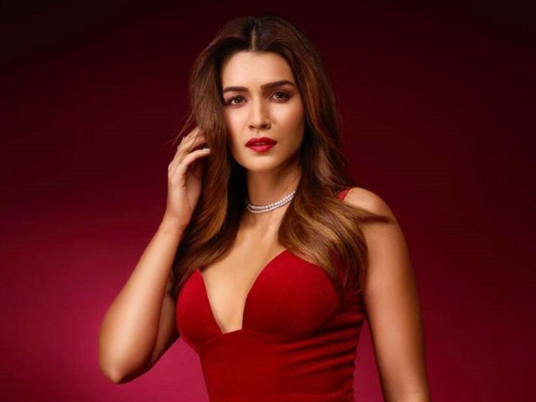 Kriti Sanon: నిర్మాతగా మారనున్న కృతి సనన్.. సినిమాకు కాదట..