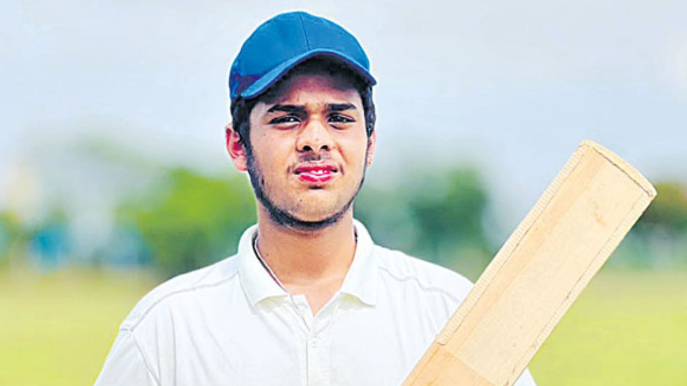 Sarvajit Laxman Century: హైదరాబాద్ నుంచి.. మరో క్రికెటర్‌ తనయుడు వచ్చేస్తున్నాడు!