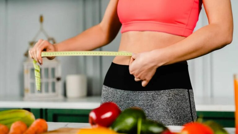 Weight Loss Tips: బరువు తగ్గడానికి వ్యాయామం చేస్తే సరిపోదు.. ఆహారం విషయంలోనూ జాగ్రత్తలు తీసుకోవాలి!