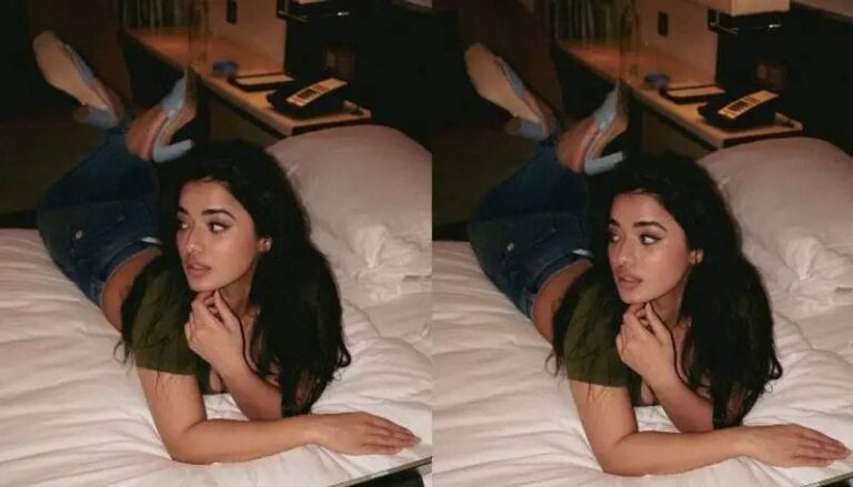 Ketika Sharma : స్టన్నింగ్ లుక్స్ తో అదరగొడుతున్న కేతిక శర్మ..!!