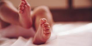 Aandrapradesh : ప్రకాశంలో అమానుషం.. గోనెసంచిలో నవజాత శిశువు..