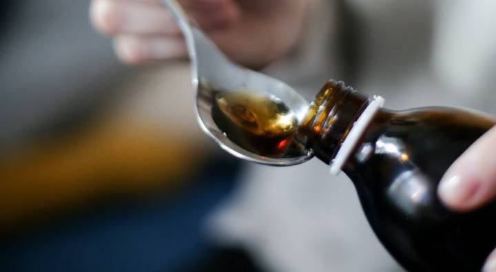 Cough Syrup: భారత్‎లో తయారు చేసిన 7 దగ్గు సిరప్‌లను బ్లాక్‌లిస్ట్ చేసిన WHO
