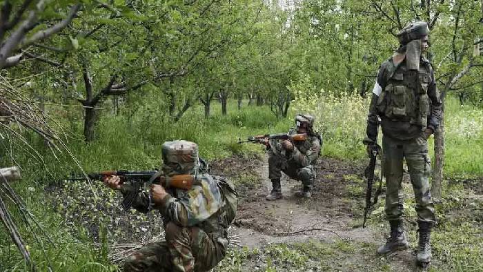 Chhattisgarh: తెలంగాణ సరిహద్దు జిల్లాలో మావోయిస్టు-భద్రతా బలగాల మధ్య ఎన్‌కౌంటర్