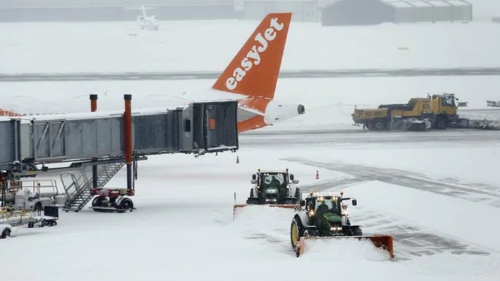 Flights Cancelled: కార్మికుల సమ్మె కారణంగా 59 విమానాలు రద్దు