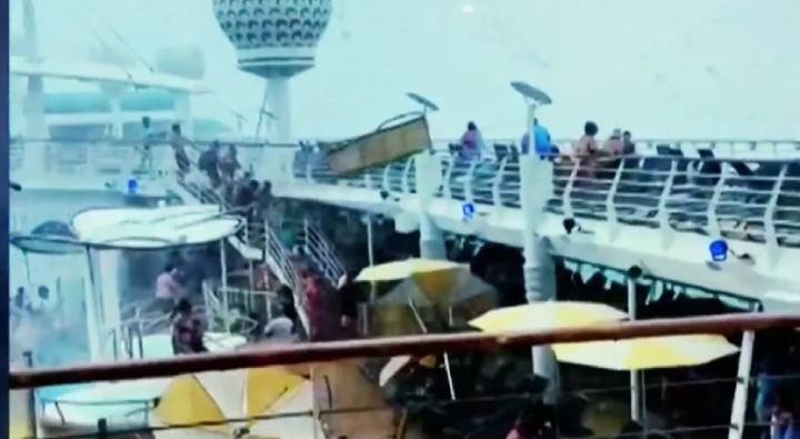 Florida Storm: ఫ్లోరిడాలో క్రూయిజ్ షిప్‎ను ఢీకొన్న హరికేన్.. ఎగిరిన కుర్చీలు, పడిపోయిన మనుషులు