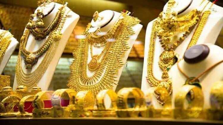 Today Gold Price: భారీగా పెరిగిన బంగారం ధరలు.. తెలుగు రాష్ట్రాల్లో తులం రేట్లు ఎలా ఉన్నాయంటే?