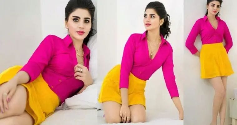 Jabardast Varsha : ఎల్లో మినీ స్కర్ట్ లో వర్ష కిర్రాక్ ఫోజులు..